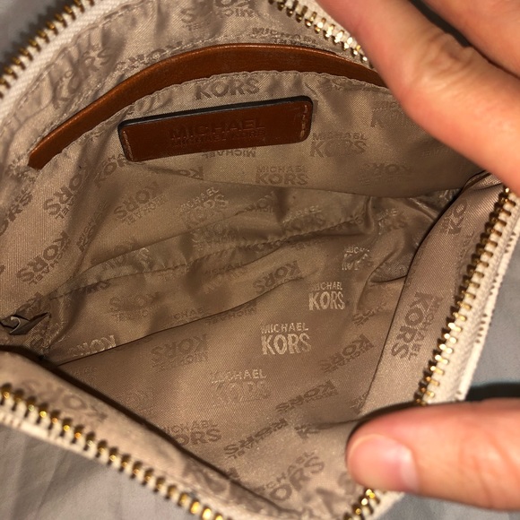 Small Michael Kors Bag Jet Set - Picture 3 of 5